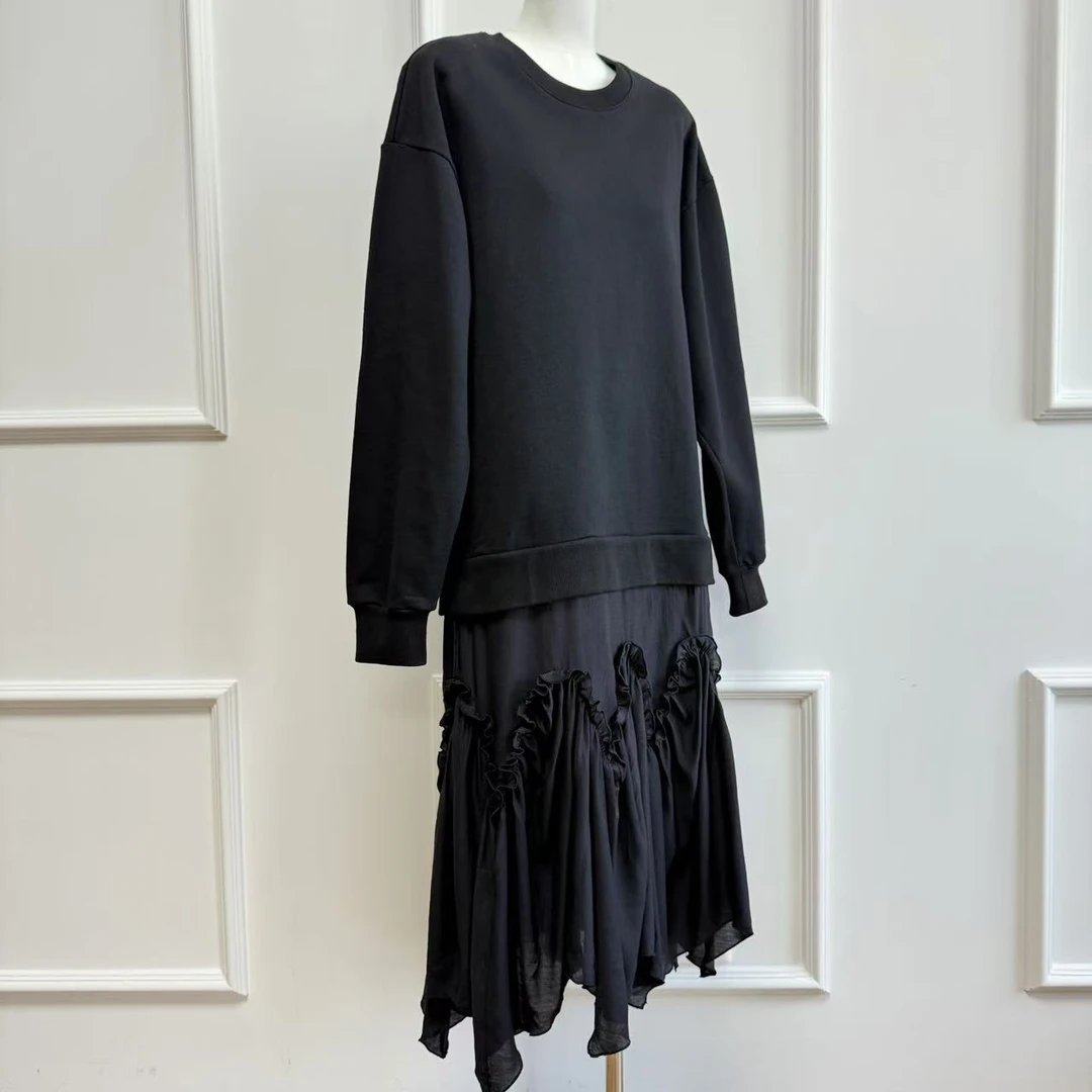 【Latti】黑加仑-时髦感拼接加绒呼吸棉卫衣裱花连衣裙黑色时尚时尚