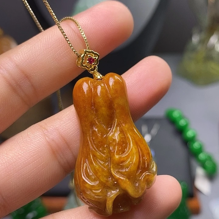 吊坠(赠链)未镶嵌翡翠