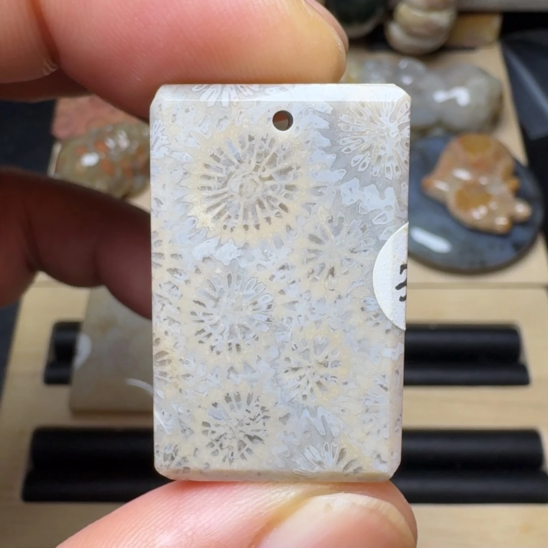 硅化玉未镶嵌纯天然色有机玉石保真色