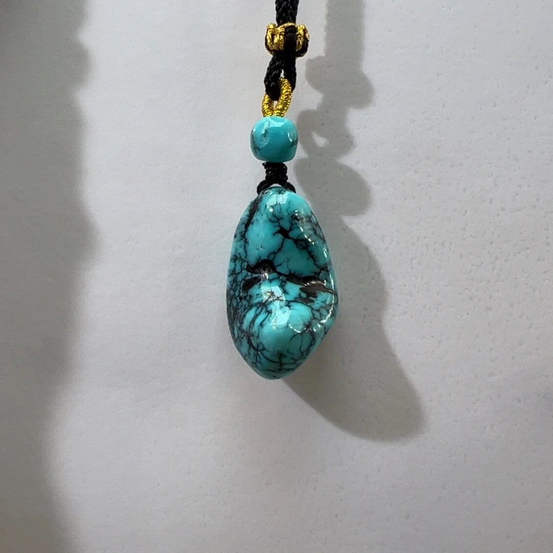 绿松石未镶嵌挂件