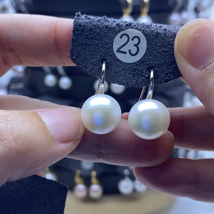 银S925镶嵌淡水珍珠耳饰