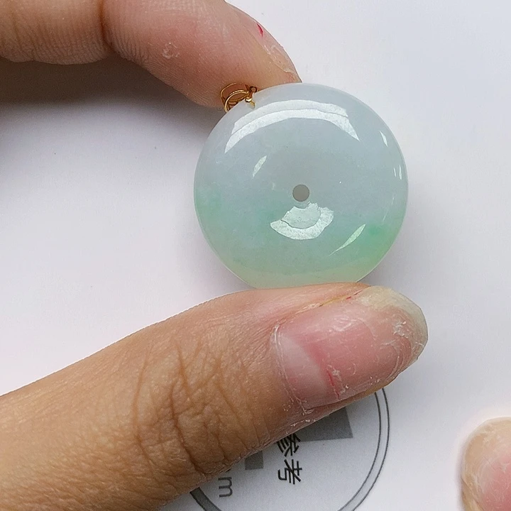 颈饰18K金镶嵌翡翠天然翡翠