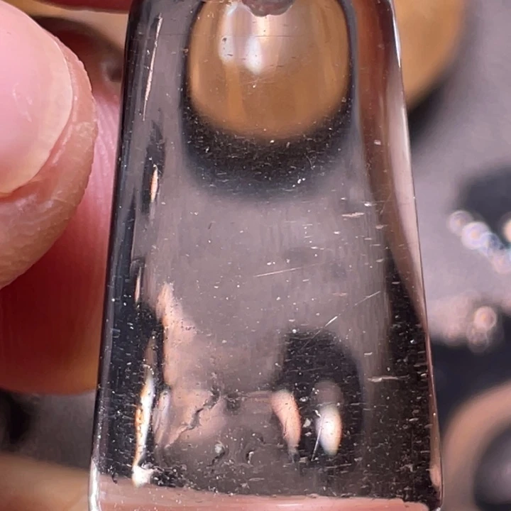 你***公发晶未镶嵌颈饰钛