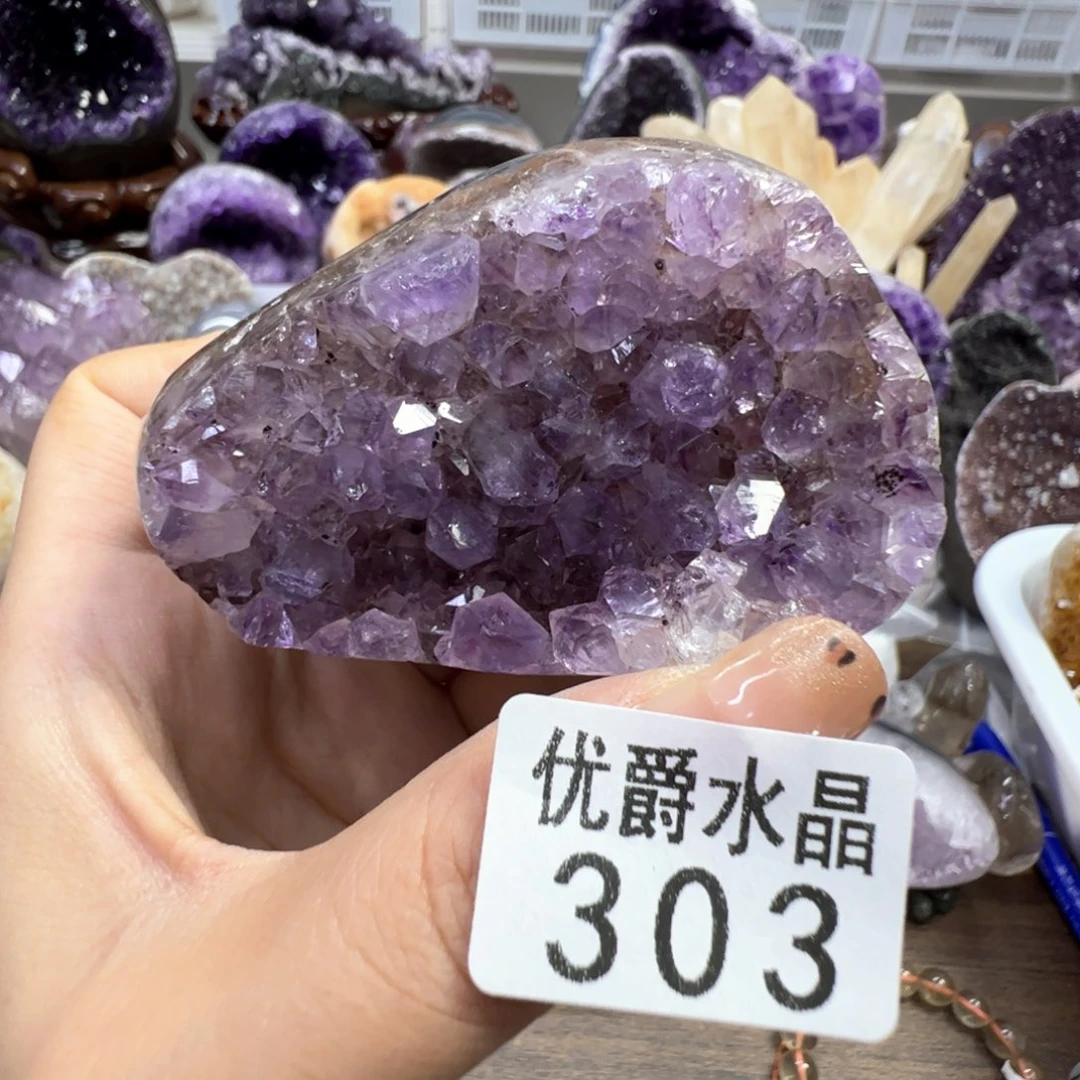 未镶嵌水晶大型摆件（非配饰）303