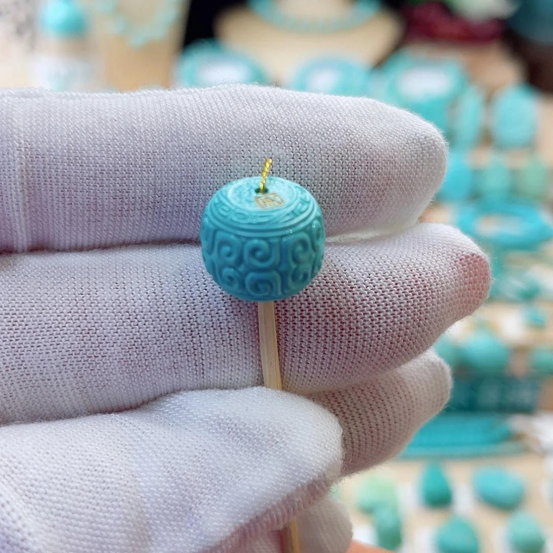 未镶嵌绿松石珠宝奇石