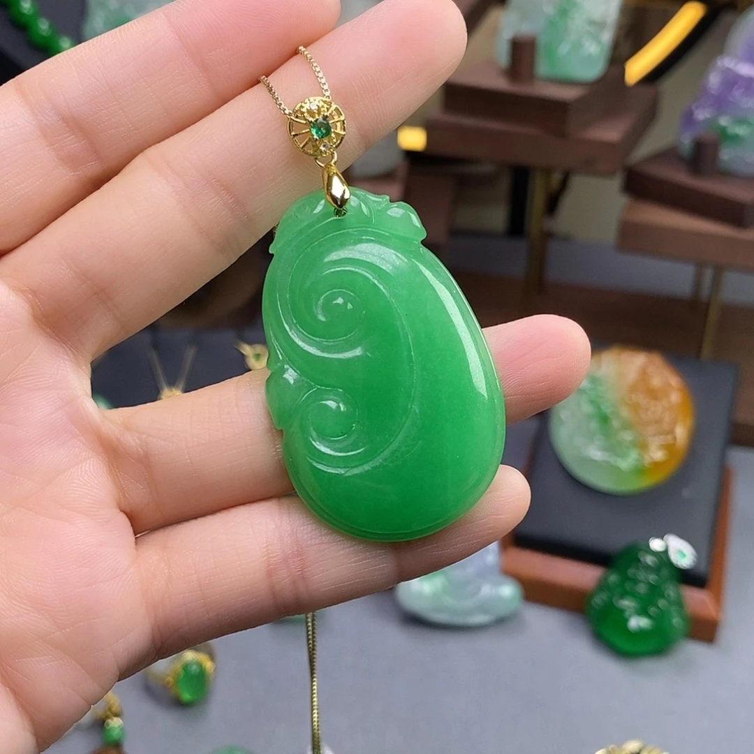 吊坠(赠链)未镶嵌翡翠