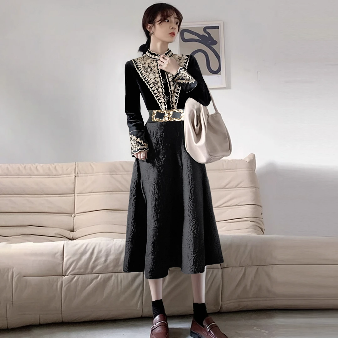 【有里布】黑色复古连衣裙女冬时尚高级感法式赫本风礼服裙子2466