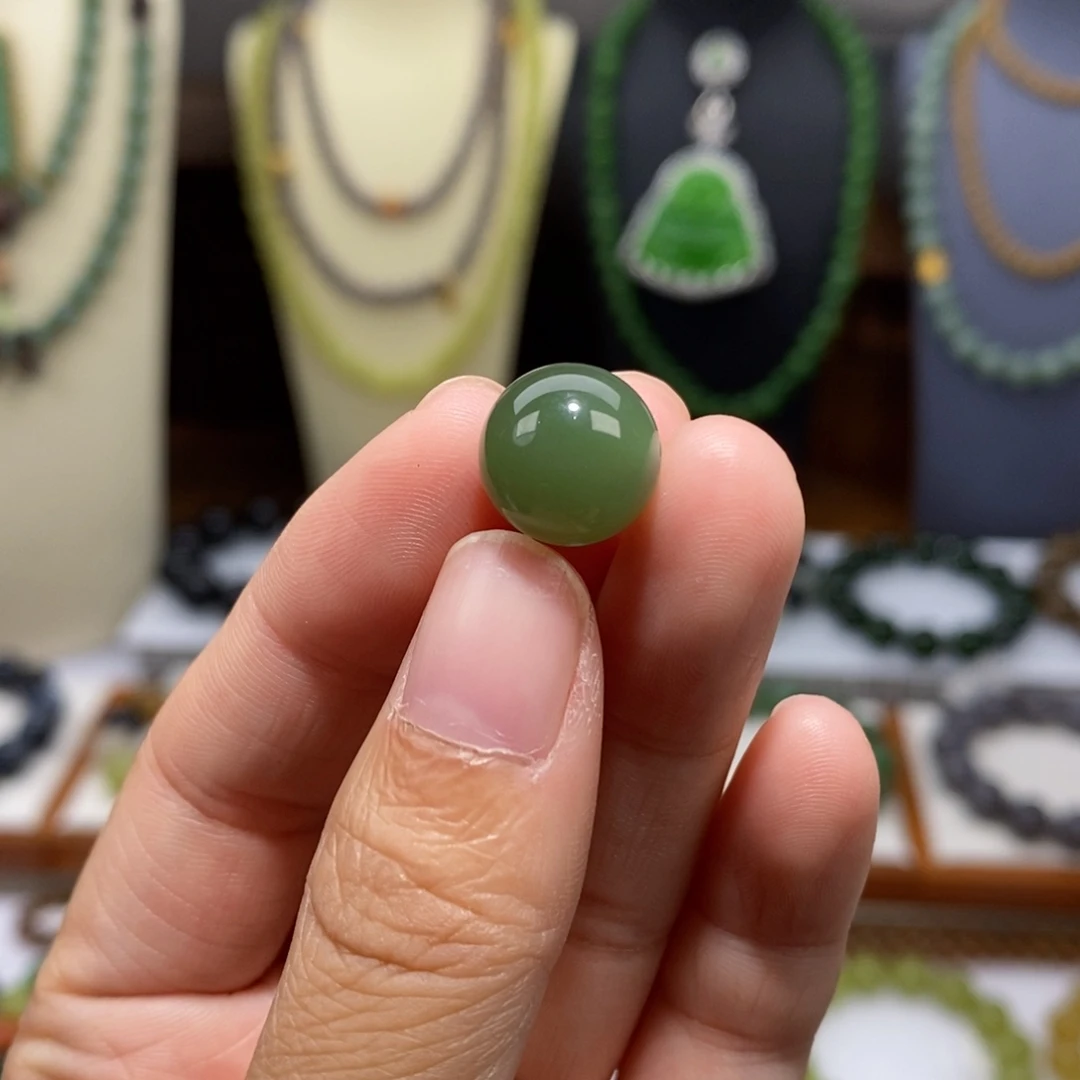 和田玉未镶嵌吊坠(不含链)12