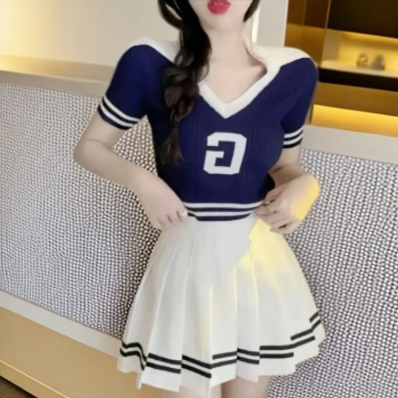 初一服饰直播款女装