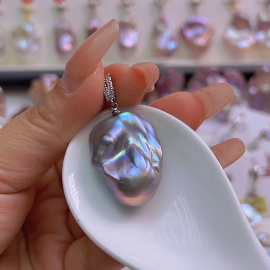 淡水珍珠吊坠(赠链)未镶嵌