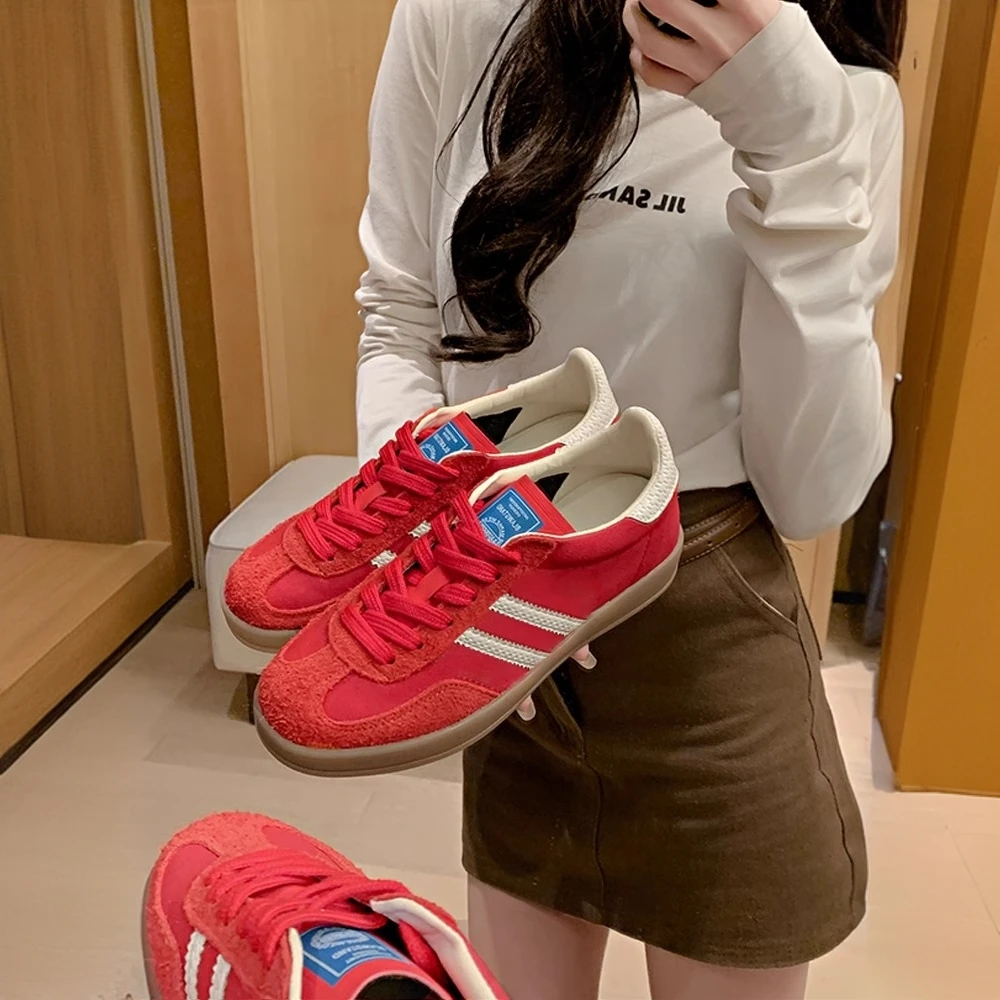 正品三条杠德训鞋女春擦色牛反绒马蹄跟厚底百搭运动休闲通勤鞋