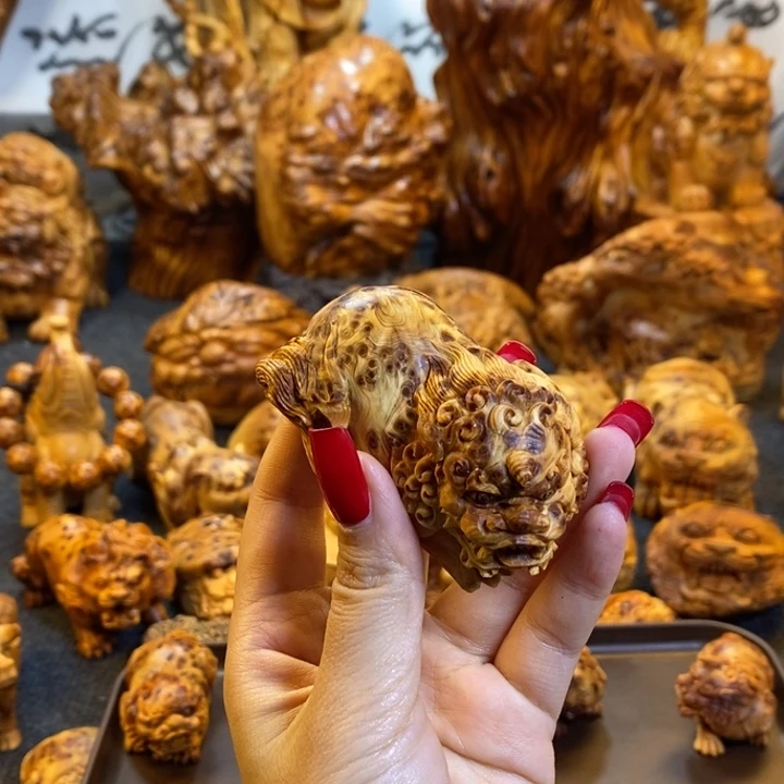 用***户崖柏貔貅手把件手把件手把件