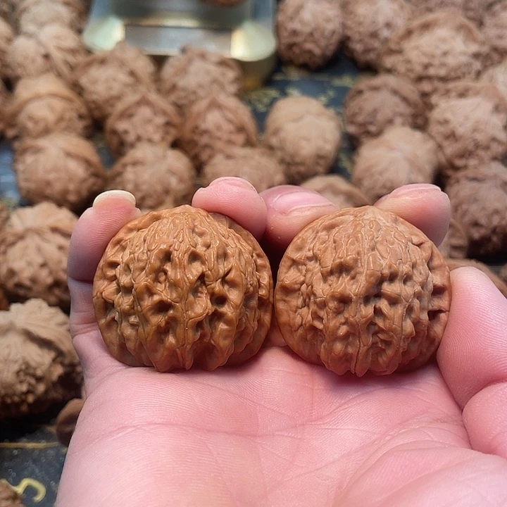 文玩核桃把件磨盘