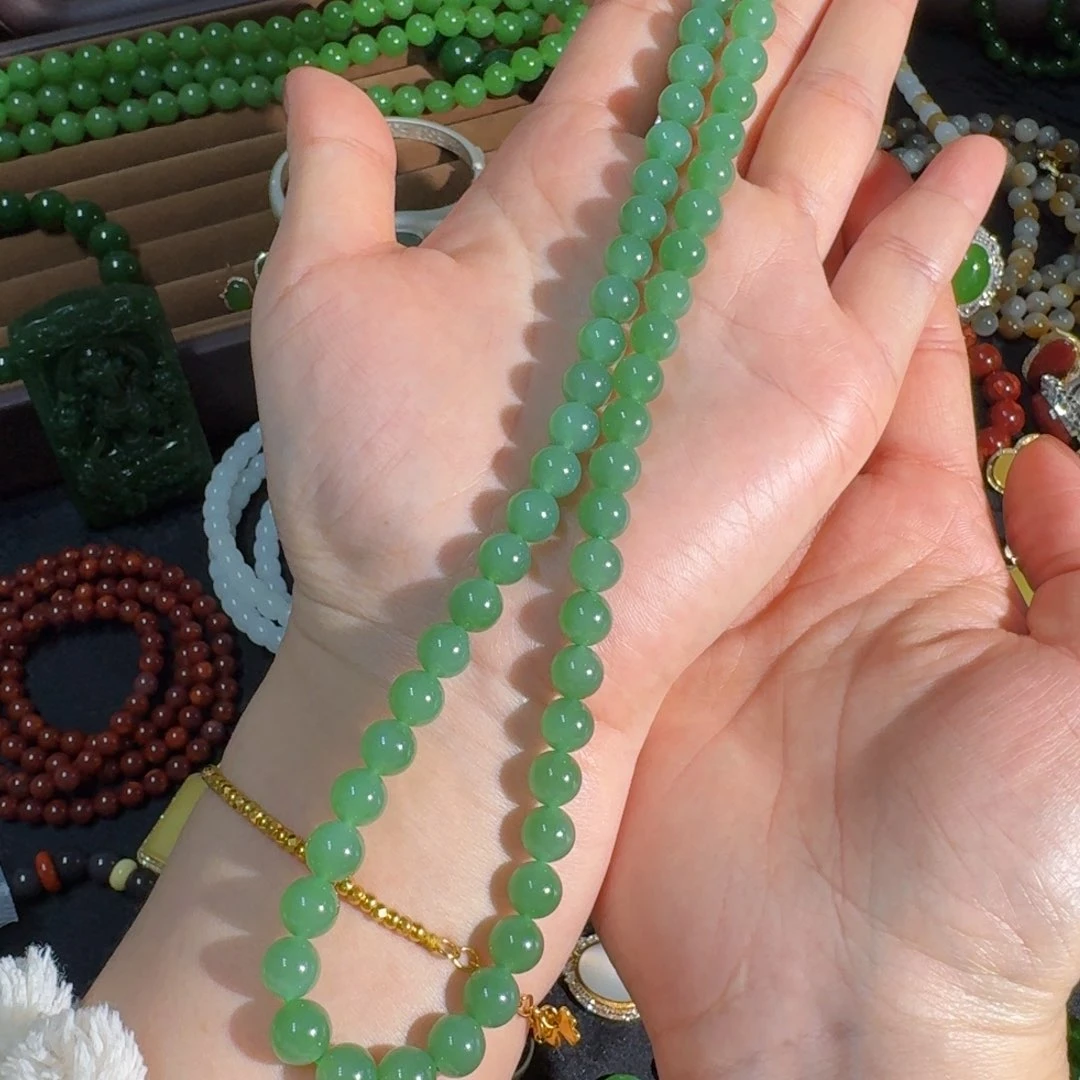 和田玉（碧玉）豆沙绿（拆串不退不换）未镶嵌简*