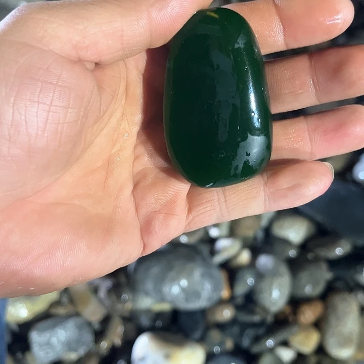未镶嵌和田玉（糖玉）挂件