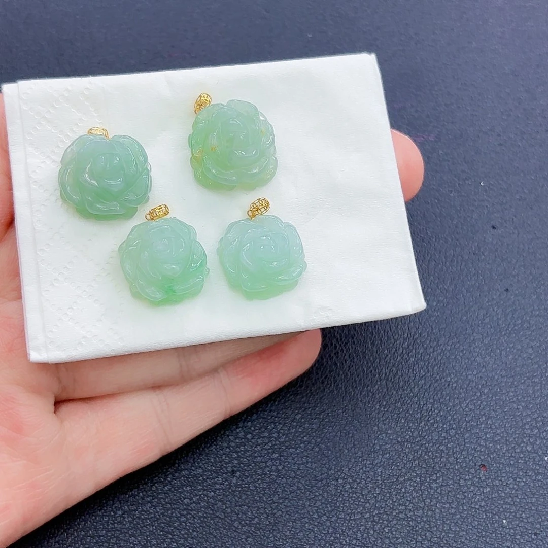 翡翠18K金镶嵌颈饰牡丹花吊坠（多样性发其一）