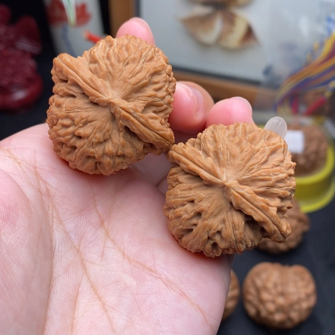 把件文玩核桃37球白