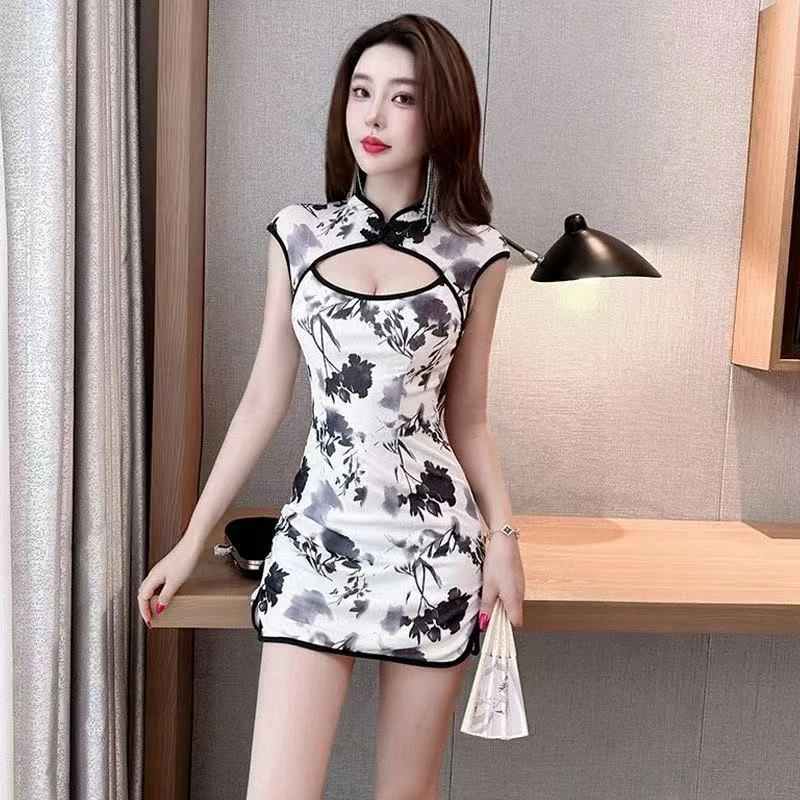 性感镂空短款开叉改良旗袍夏季修身收腰显瘦小个子包臀少女连衣裙