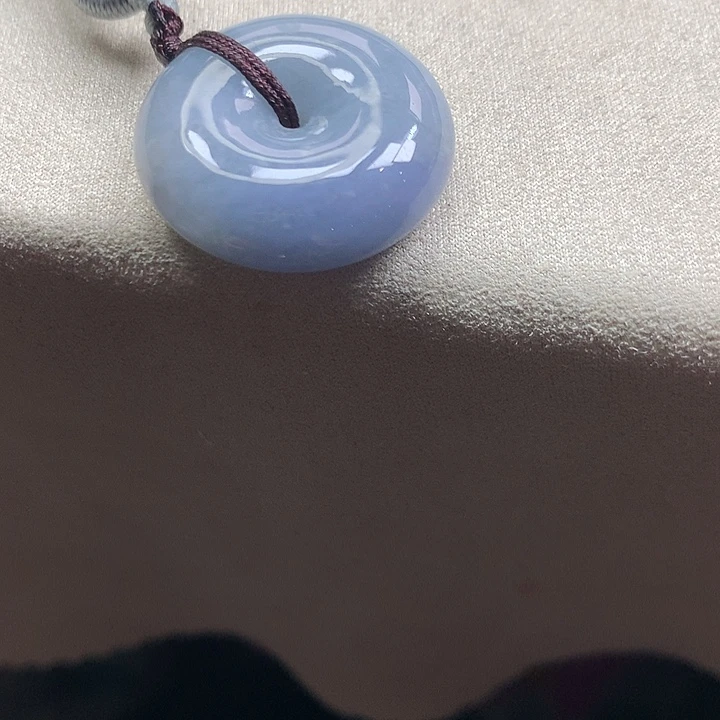 翡翠颈饰未镶嵌吊坠