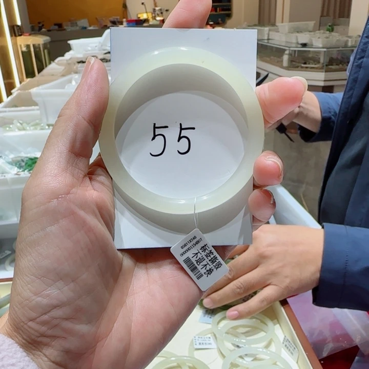 和田玉未镶嵌手镯268