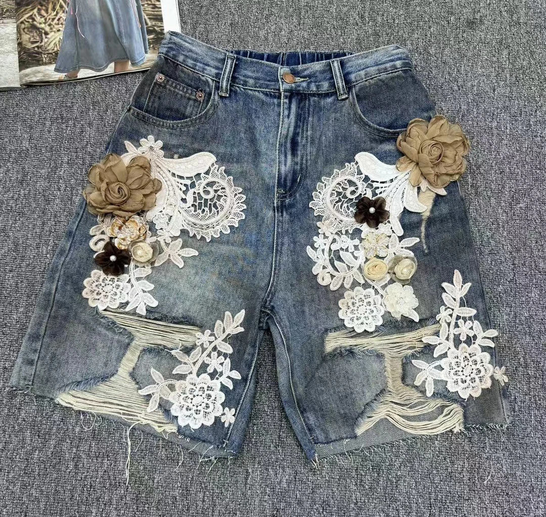 欧货女装潮牌2025新款蕾丝立体花破洞复古做旧色松紧腰牛仔短裤