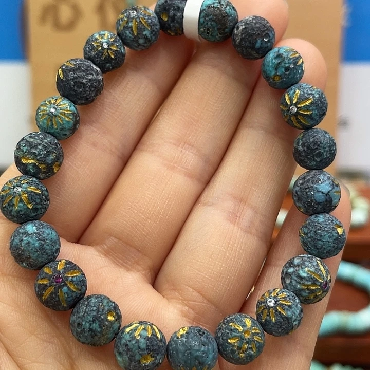 绿松石未镶嵌珠宝奇石