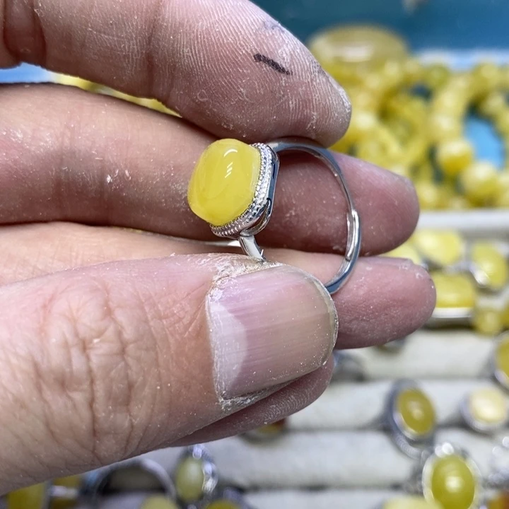 蜜蜡裸石银S925镶嵌戒指