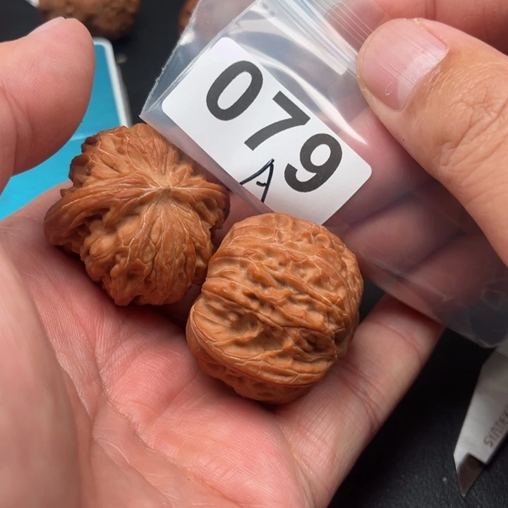 把件桃核磨盘40个