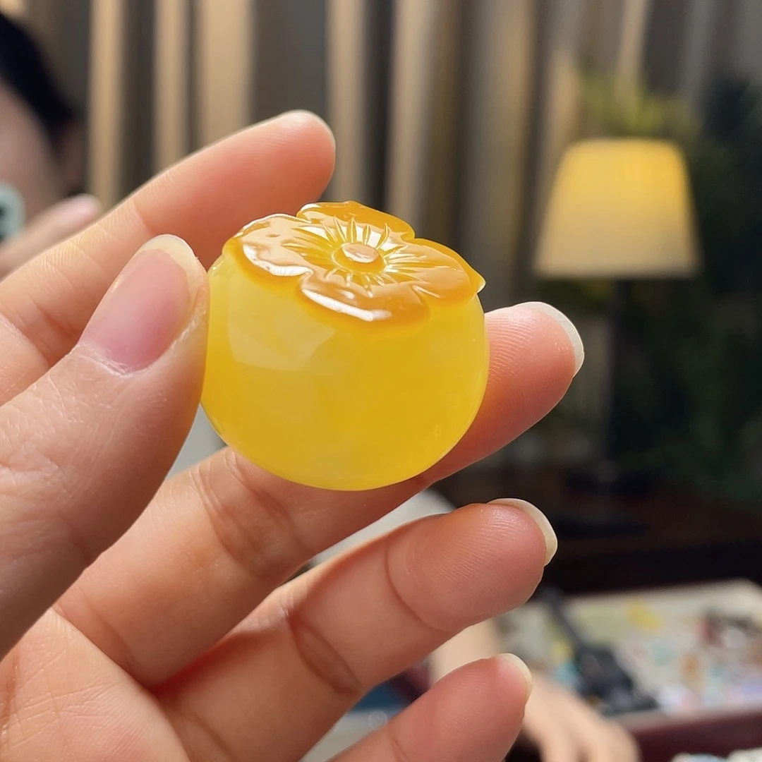 蜜蜡未镶嵌裸石吊坠