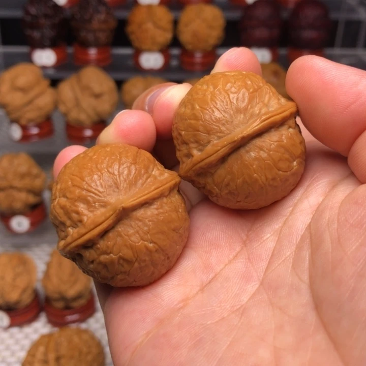文玩核桃把件11红蛇