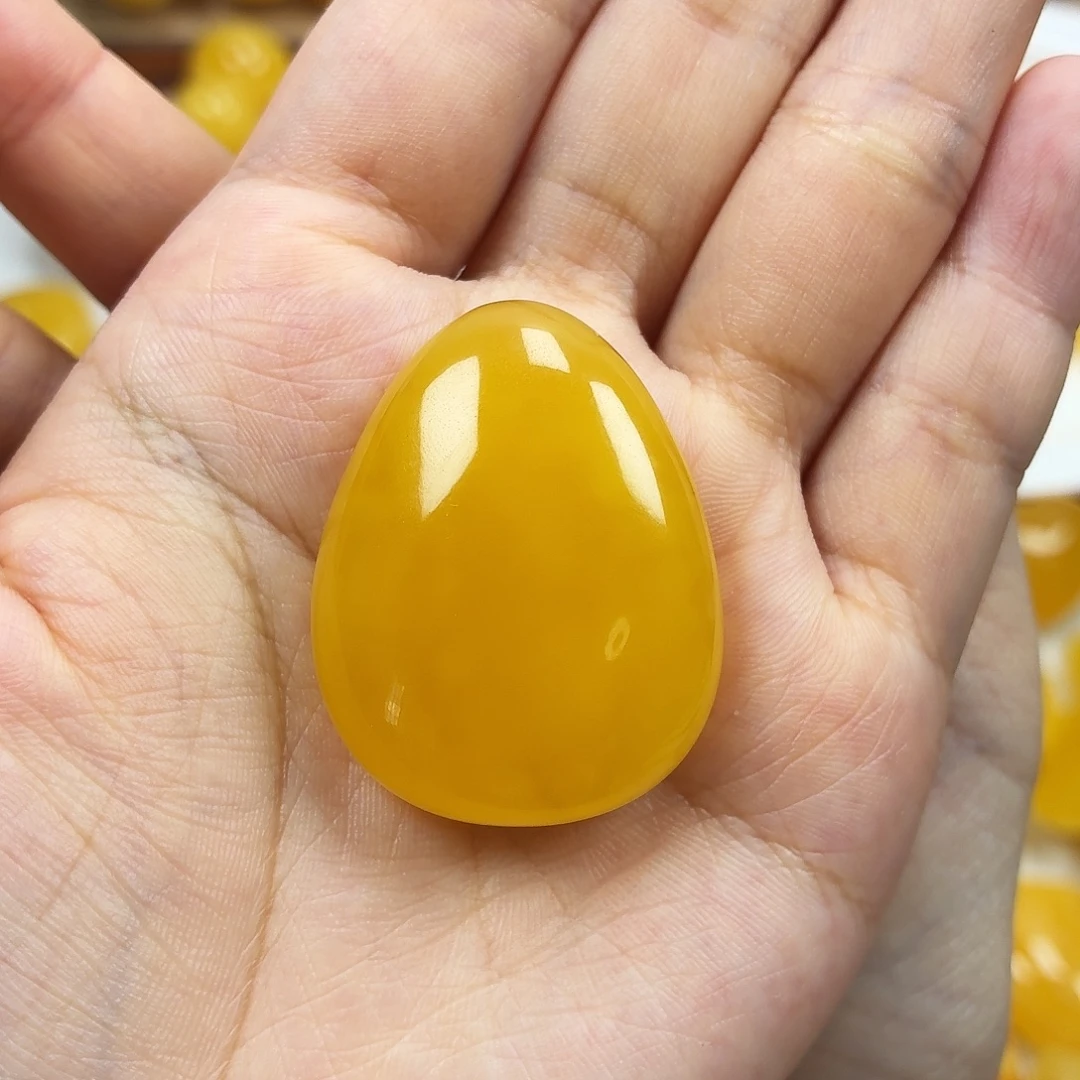 M***F蜜蜡颈饰未镶嵌俄料妖花水滴