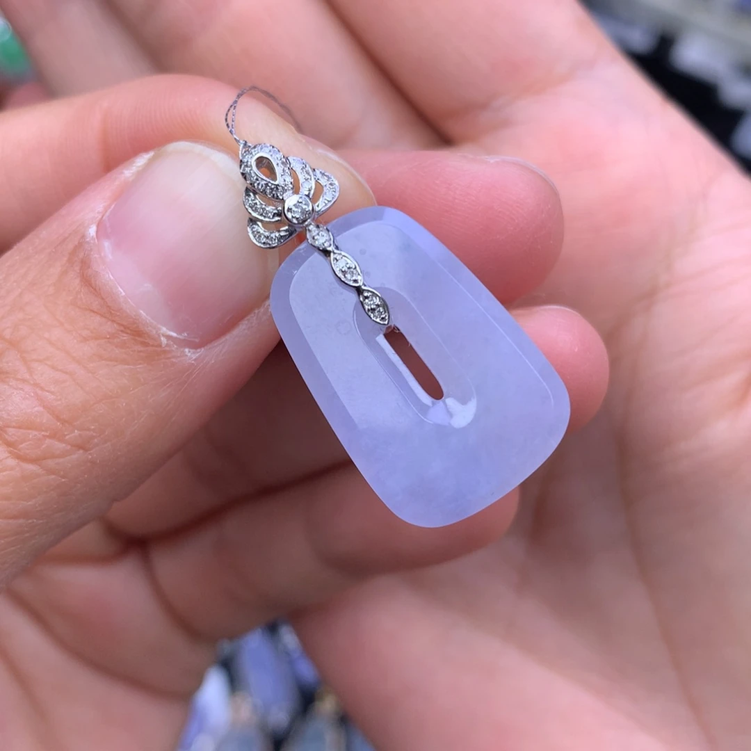 翡翠吊坠(不含链)18K金镶嵌