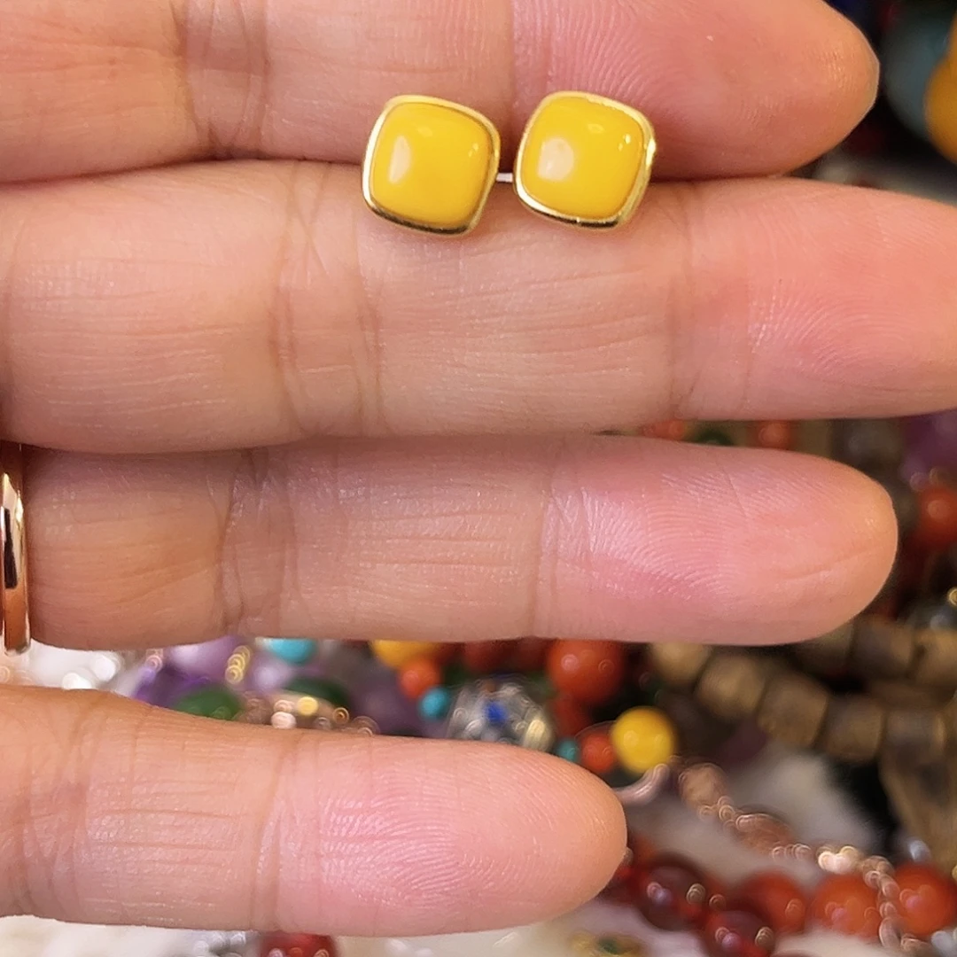 和田玉未镶嵌车挂