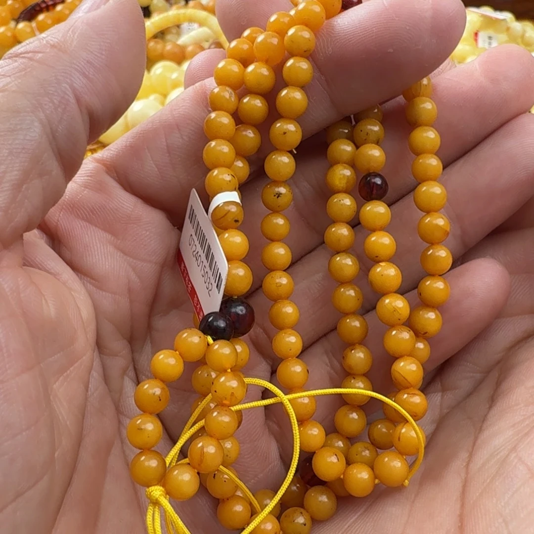 未镶嵌琥珀珠宝奇石