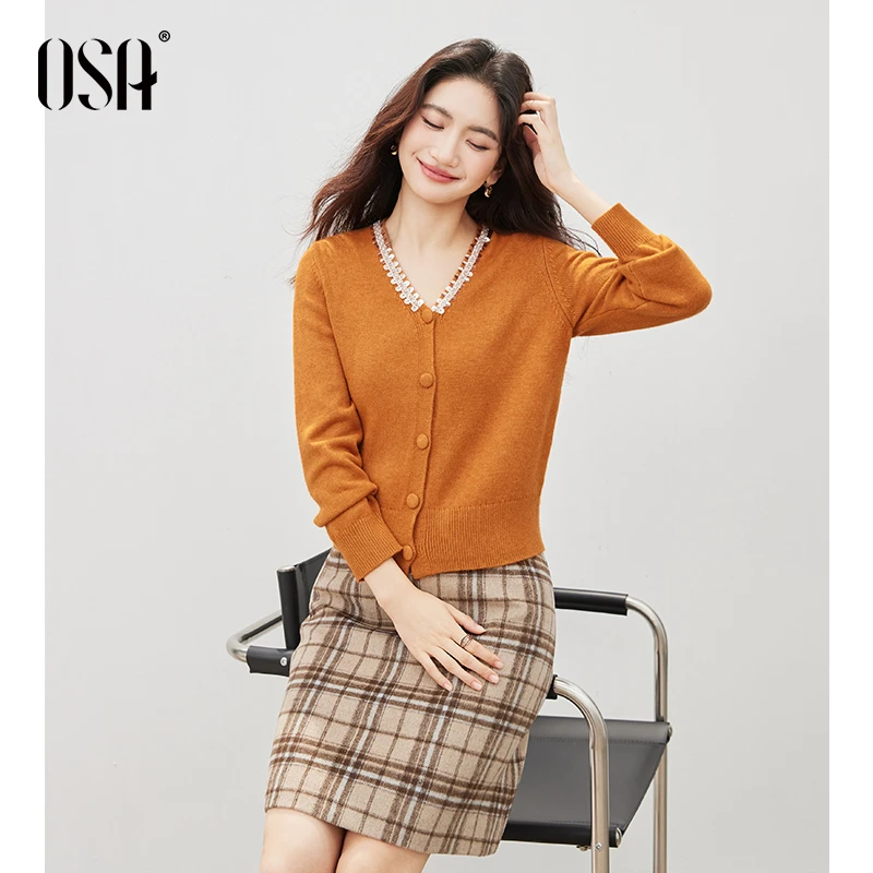 OSA/欧莎 落日橘色针织开衫女钉珠V领软糯长袖毛衣上衣S125C16043