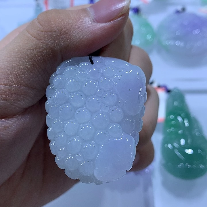 翡翠未镶嵌颈饰天然翡翠A货吊坠