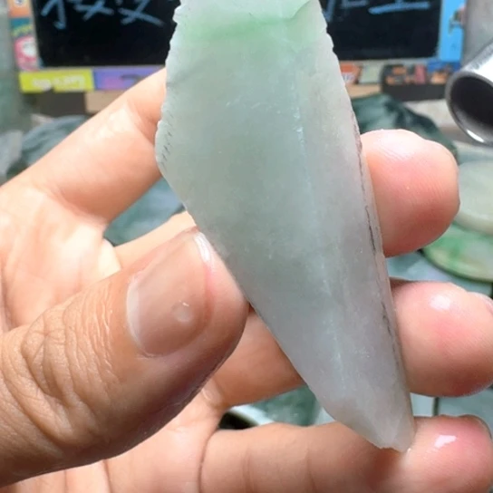 翡翠未镶嵌颈饰28866