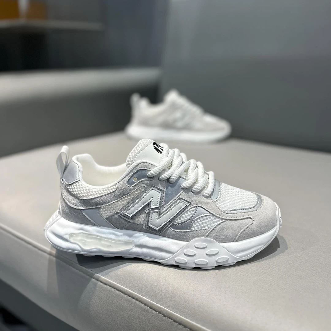 2025新款男鞋厚底增高小白鞋百搭运动板鞋潮流拼色透气内增高板鞋