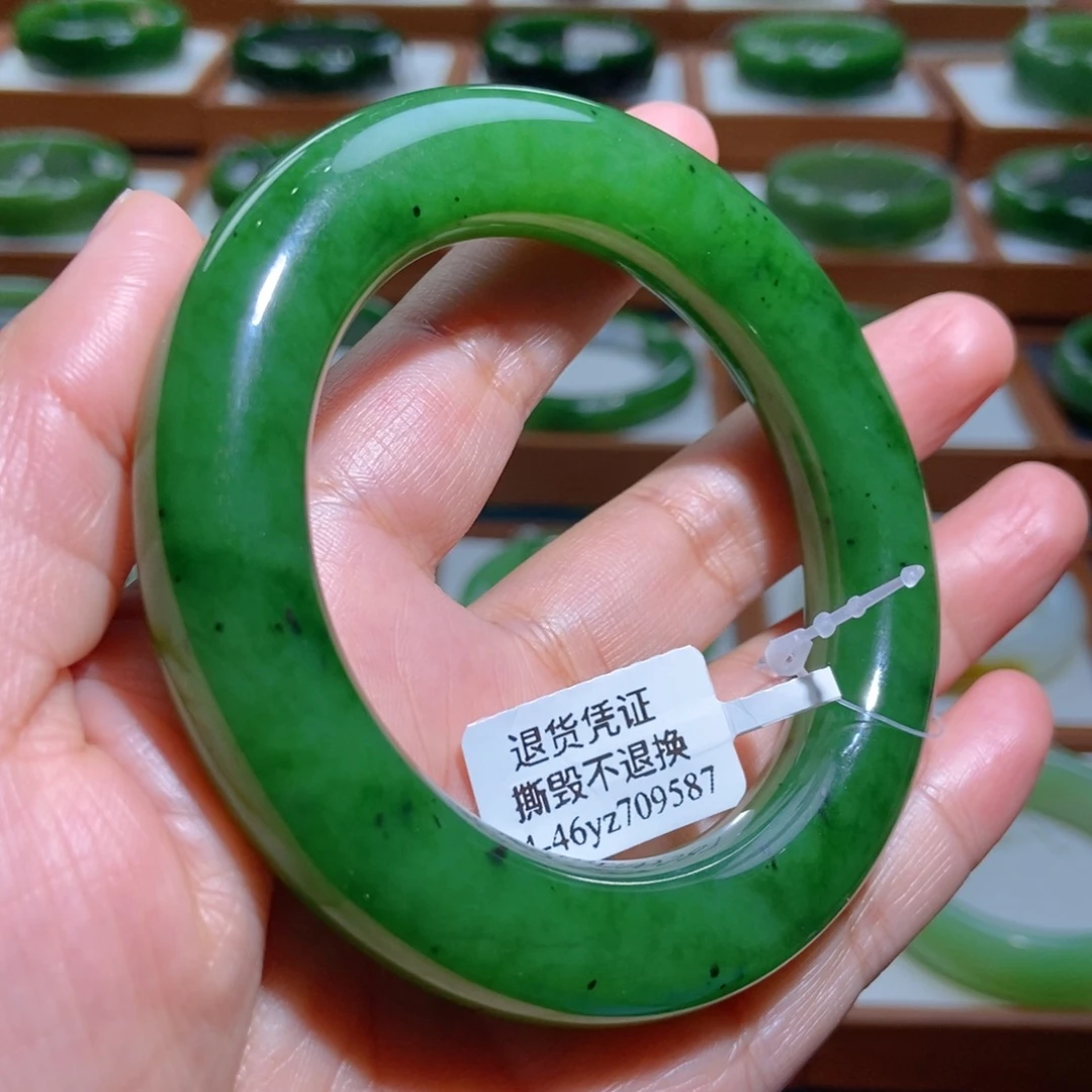 和田玉（碧玉）未镶嵌手镯浅菠菜绿5758