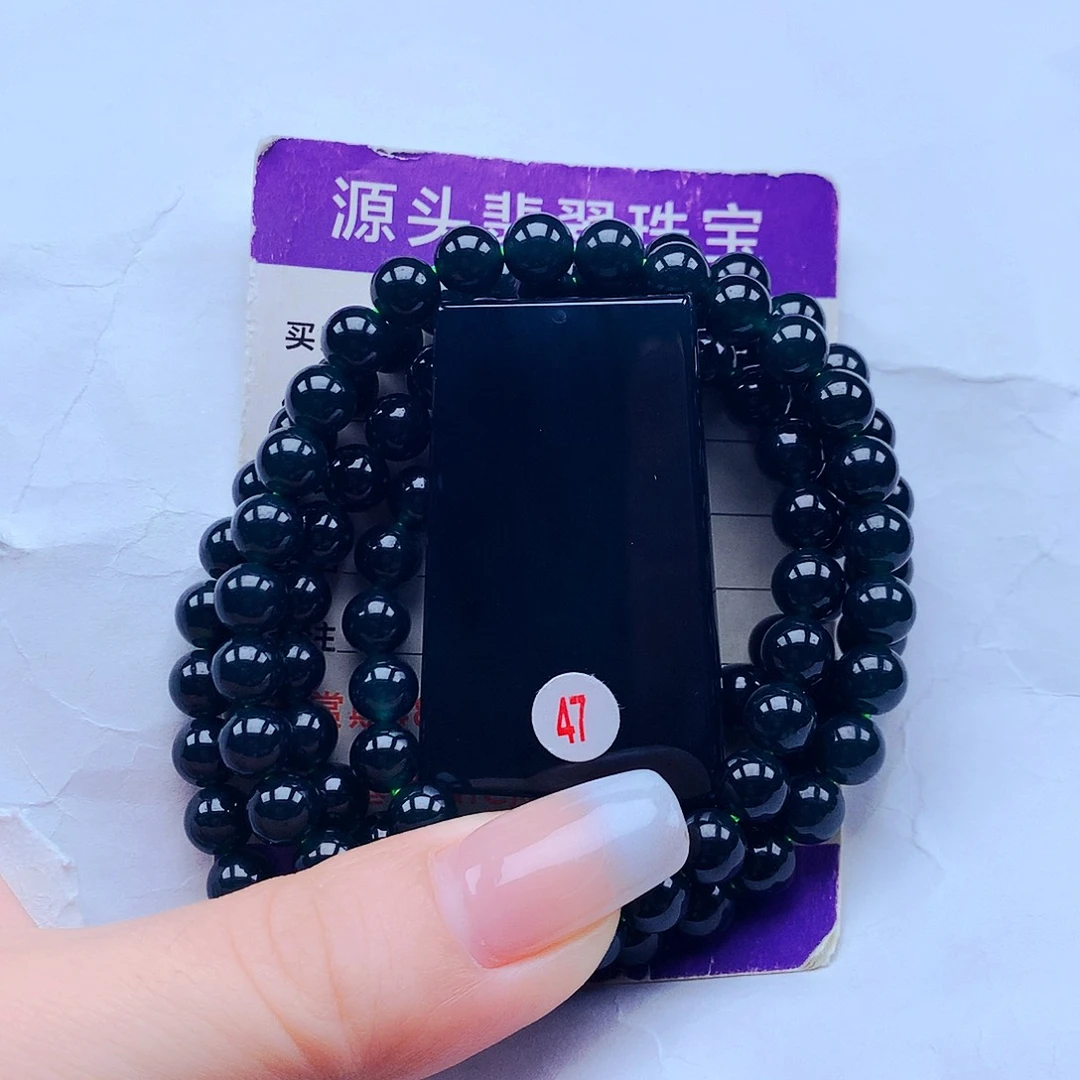 飞***哥翡翠未镶嵌颈饰纯天然A货翡翠，挂件