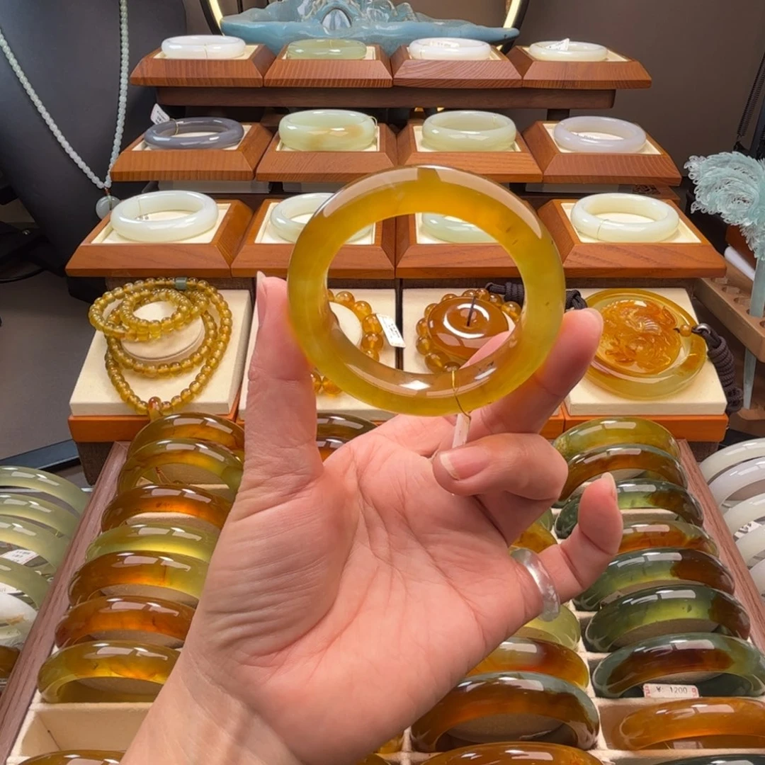 蛇纹石玉未镶嵌手镯54