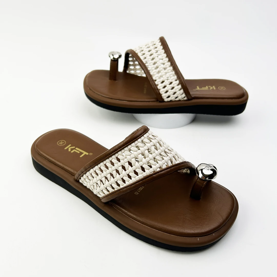 脚王夏季超纤橡胶底圆头平跟女时尚拖凉鞋KN260479