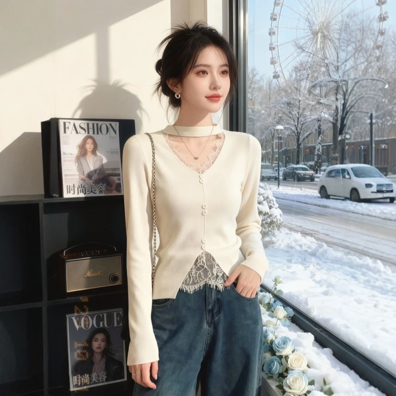 大码女装法式v领蕾丝假两件针织衫秋季微胖mm修身内搭打底衫上衣