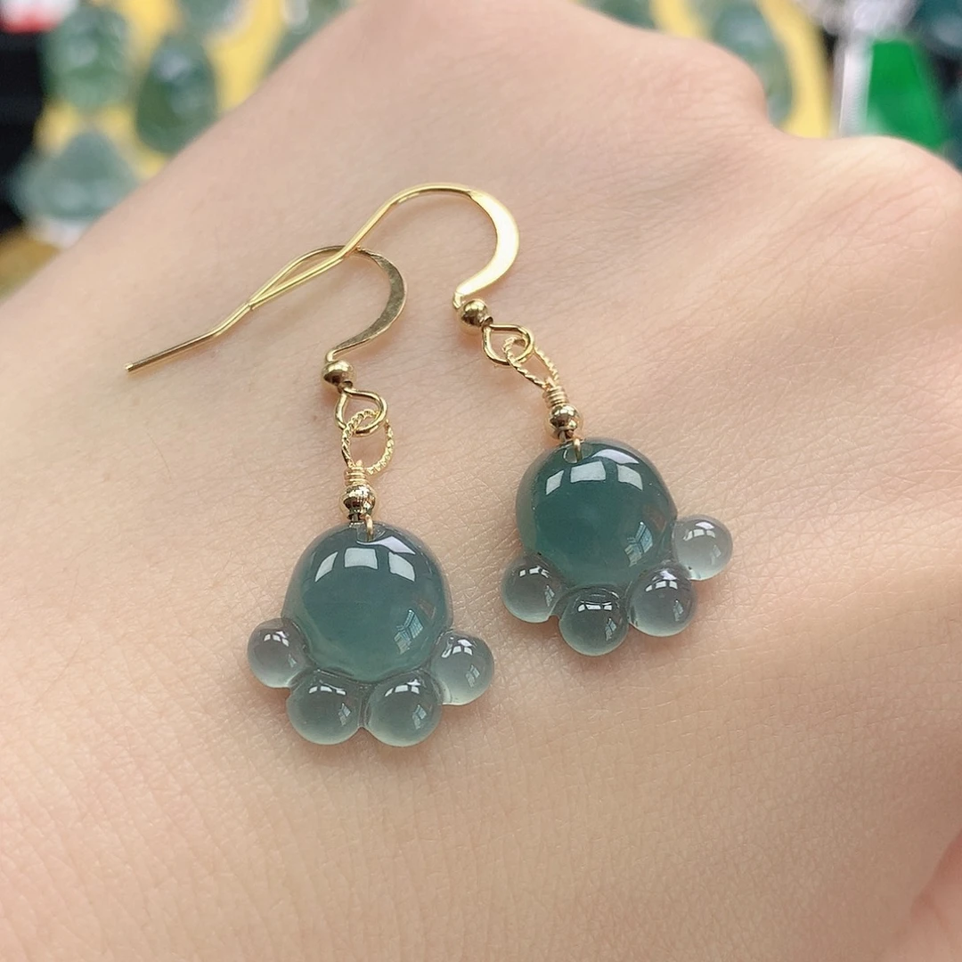 翡翠颈饰未镶嵌耳坠