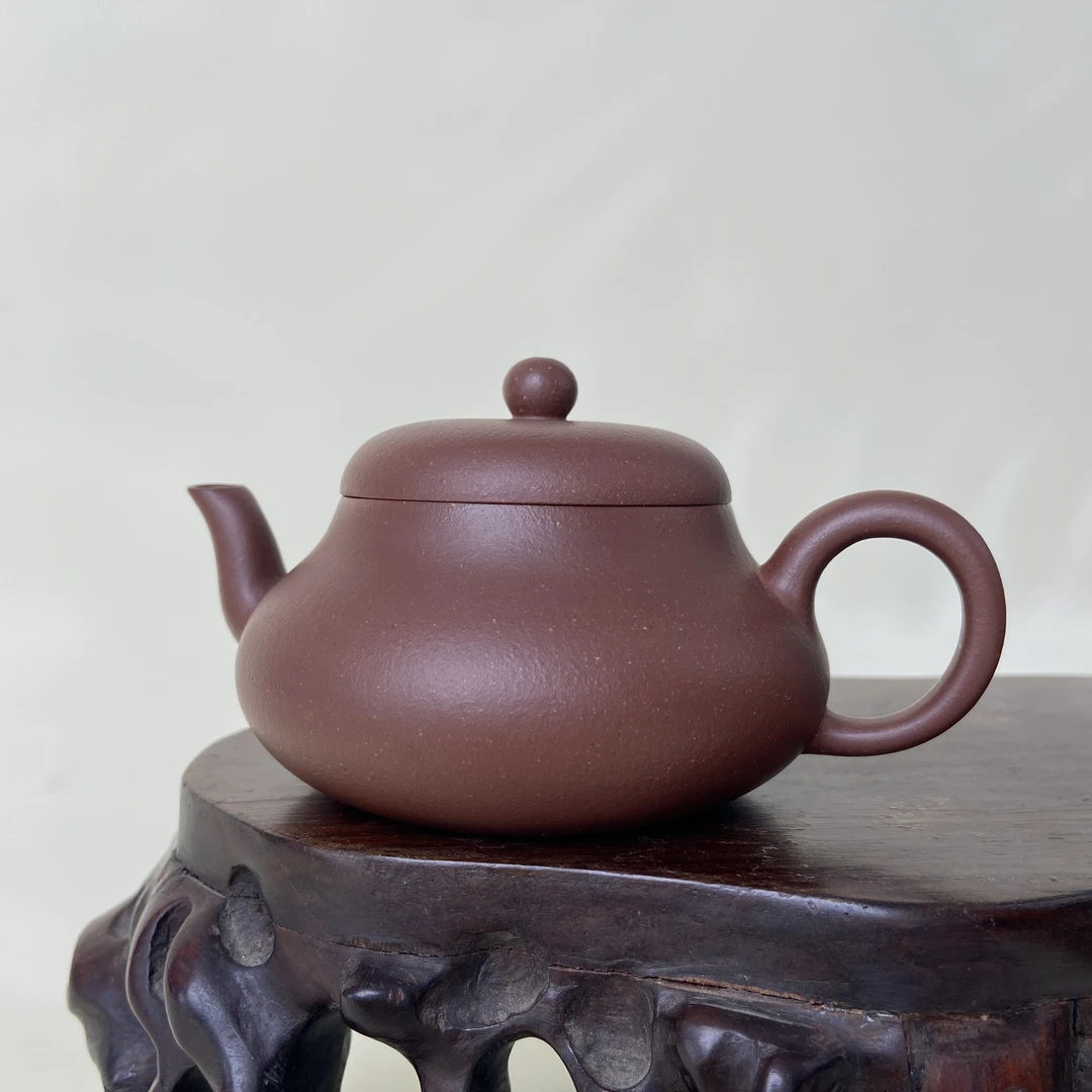 宜兴手工紫砂陶 （吴春香）茶壶GS4176-4