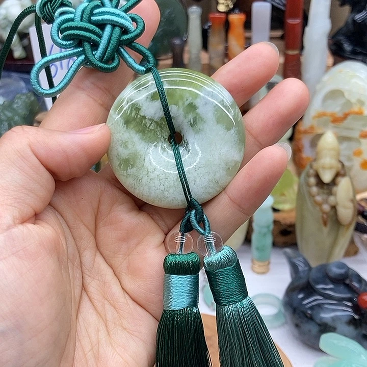 岫玉未镶嵌手把件