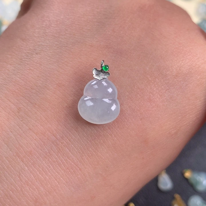 翡翠颈饰18K金镶嵌葫芦