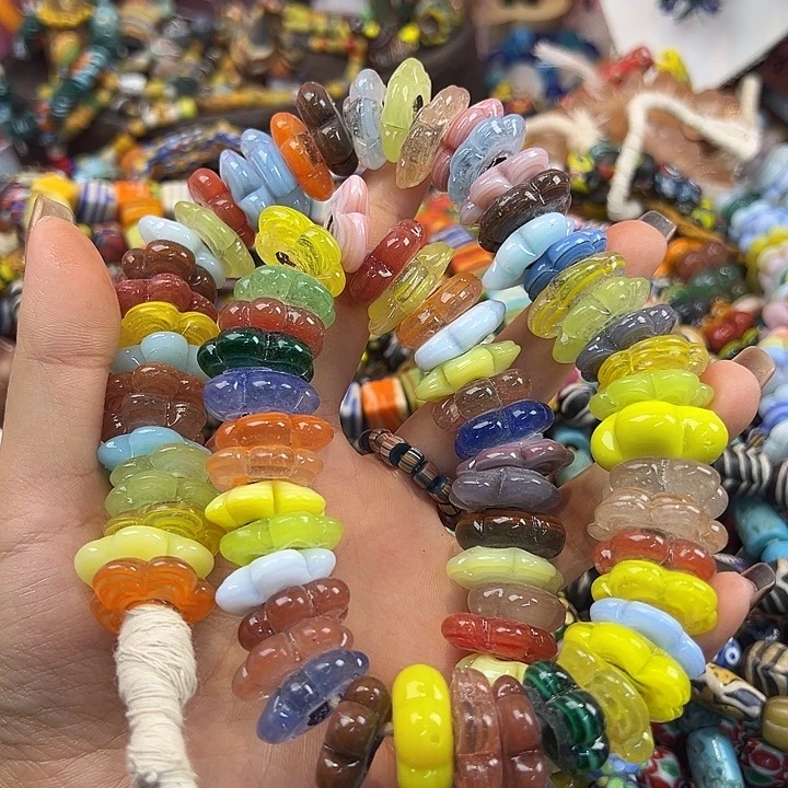 琉璃颈饰尼泊尔琉璃