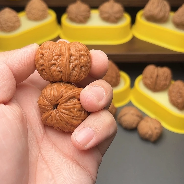 文玩核桃吊坠꧁****꧂平谷元宝文玩核桃