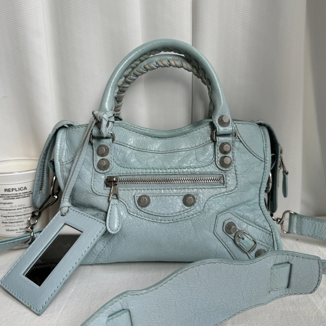 99新 Balenciaga/巴黎世家 mini冰川baby蓝银钉机车包单肩斜挎包